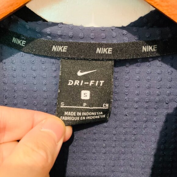 Nike Dri-Fit Running Zip Up Hoodie Size Small - Picture 4 of 4